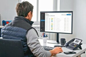 Bosch stellt Handwerker-Software OfficeOn für Büro und Baustelle vor