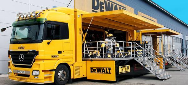 Dewalt tourt mit Truck-Roadshow quer durch Deutschland