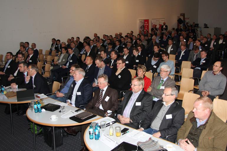 140 Teilnehmer beim Leichtbau-Symposium