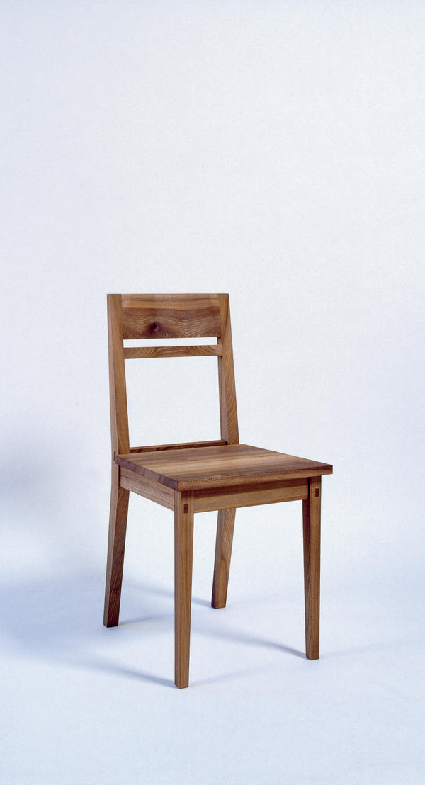 Stuhl mit Schiebesitz