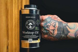Oli-Lacke bietet das passende Öl für jedes Holz