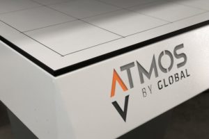atmos_by_global_logo_arbeitsplatte.jpg