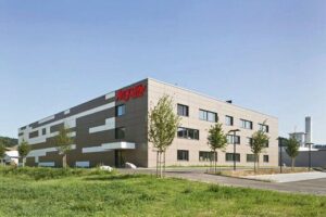Swiss Krono übernimmt HPL-Hersteller